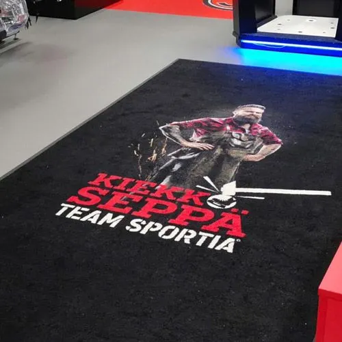 Logomatto - Kiekkoseppä